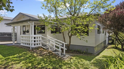 9 Taumata Road, Sandringham, Auckland
