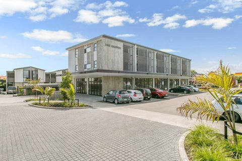 3/4163 Great North Road, Glen Eden, Auckland