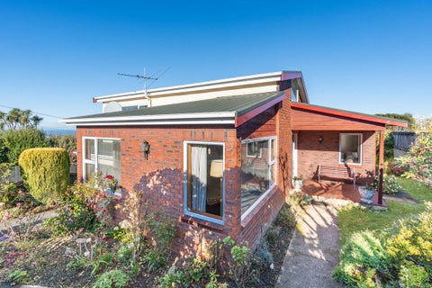 12 Bellevue Street, Belleknowes, Dunedin