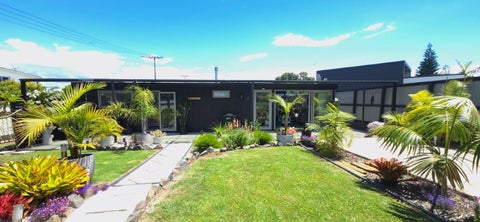 19 West Crescent, Te Puru, Thames