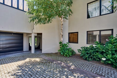 2/32 Hobson Street, Thorndon, Wellington