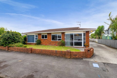 20 Tukapa Street, Westown, New Plymouth