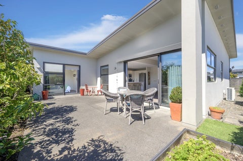 2 Jacob Street, Brookfield, Tauranga