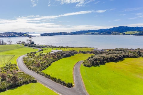 2958 State Highway 10, Paewhenua Island, Mangonui