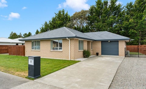 8 Maple Grove, Solway, Masterton