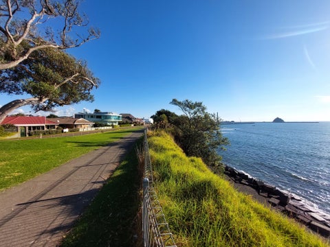2 Kawaroa Lane, New Plymouth, New Plymouth