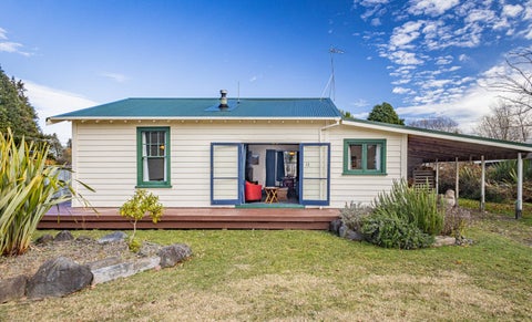 12 Miharo Street, Rangataua