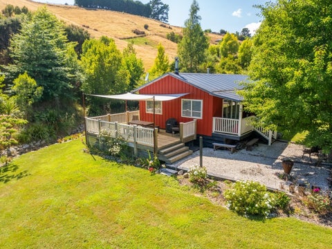 25 Totara View Road, Wakefield