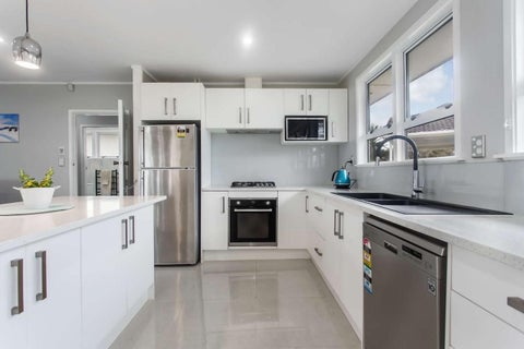6 WELBY PL, Mangere, Manukau