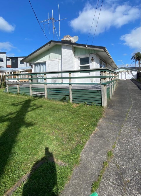 158 Old Farm Road, Hamilton East, Hamilton