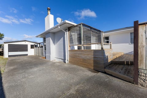 34 Raglan Avenue, Cloverlea, Palmerston North