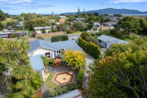 15 Ruru Road, Otaihanga, Paraparaumu