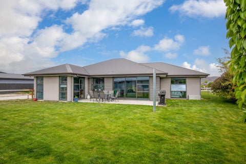 68 Larch Crescent, Alexandra, Alexandra