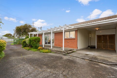 1/164 Halsey Drive, Mount Roskill, Auckland