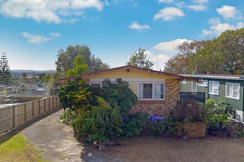 34 Royal Road, Massey, Auckland