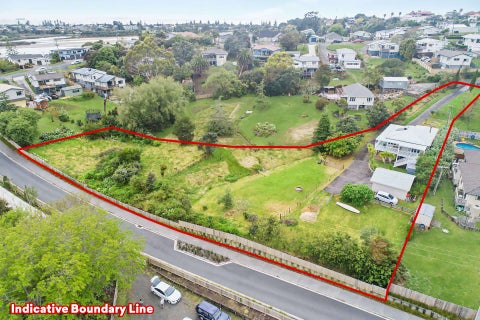 2/14D Moffat Road, Red Beach, Whangaparāoa