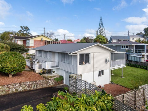 1 Hamilton Place, Glenfield, Auckland