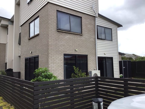 10/30 Calvert Avenue, Mangere East, Auckland