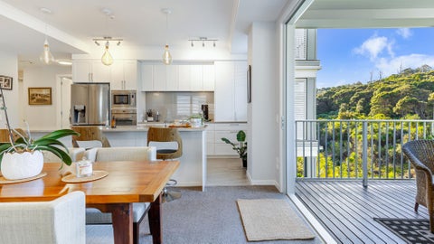 142 Eaves Bush Parade, Orewa, Orewa