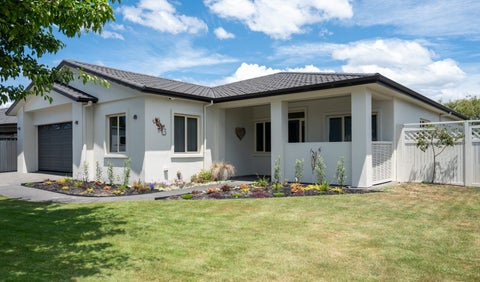 14 Heynes Place, Clive, Clive