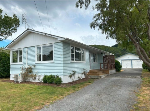 4 Kenward Crescent, Featherston