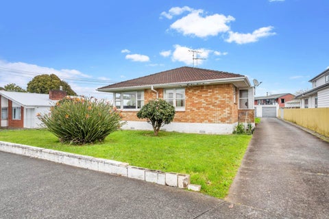 1/155 Mount Albert Road, Mount Albert, Auckland
