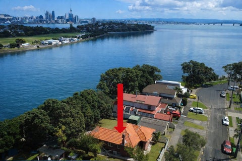 79 Ngataringa Road, Devonport, Auckland