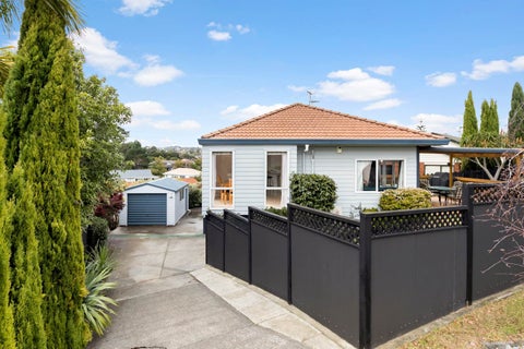6 Stockton Place, Glendene, Auckland