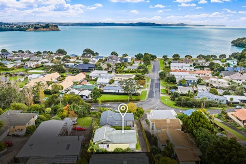 2/25 Beach Road, Manly, Whangaparaoa