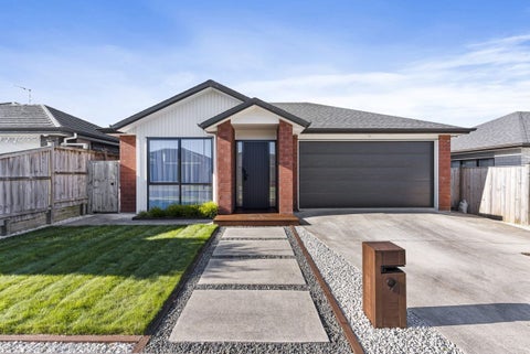 9 Lusitano Drive, Karaka, Papakura