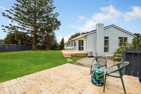4 Taupiri Crescent, Titahi Bay, Porirua