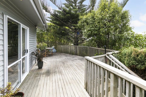 94 Ruskin Road, Newlands, Wellington