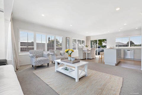 2/17 Cecil Road, Milford, Auckland