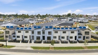 93 Otuwairoa Esplanade, Ōpaheke, Papakura