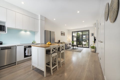 5B Beach Road, Te Atatu Peninsula, Auckland