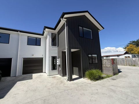 4/137 Avalon Drive, Nawton, Hamilton