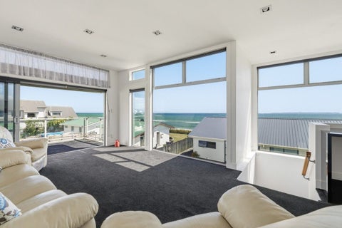 31 Karewa Parade, Papamoa Beach, Papamoa