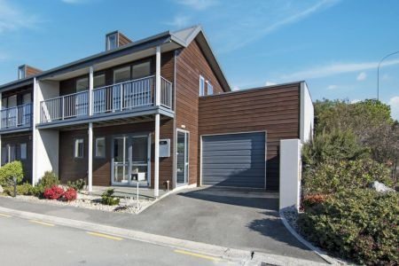 2 Rochdale Way, Stoke, Nelson