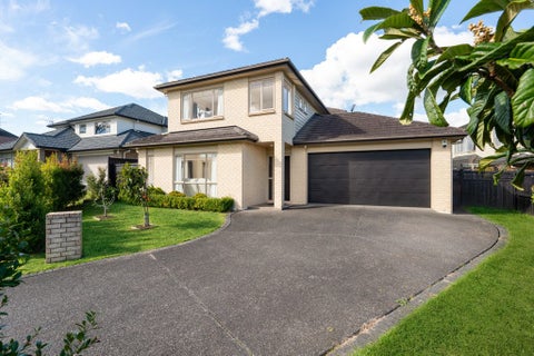 11 Kouras Place, Flat Bush, Auckland