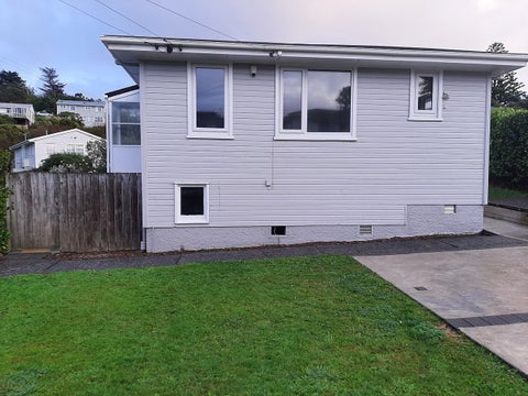 12 Taupiri Crescent, Titahi Bay, Porirua