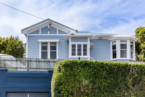 12 Woburn Road, Northland, Wellington