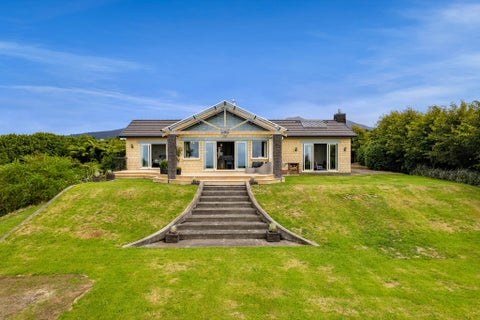 40 Maunga Heights, Hurworth, New Plymouth