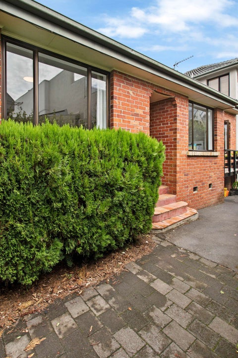 2/22 Gladstone Road, Parnell, Auckland