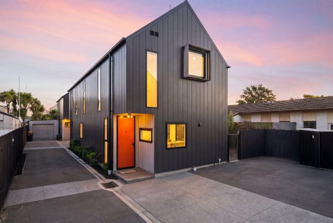 2/42 Dickens Street, Addington, Christchurch