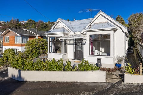 11 Hazel Avenue, Caversham, Dunedin
