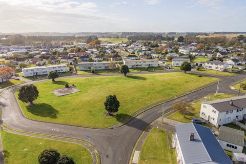 26 Devon Crescent, Bulls