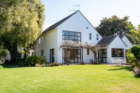 20 Cambridge Terrace, Taradale, Napier