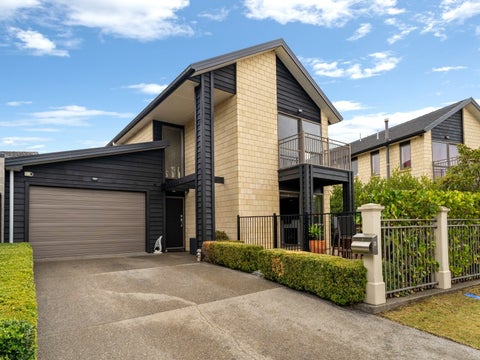61 Waterstone Avenue, Paraparaumu
