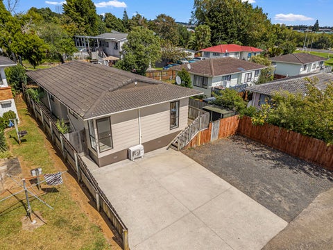 54E Prospect Terrace, Pukekohe, Pukekohe