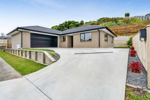 51 Magnolia Drive, Westown, New Plymouth